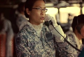 Реклама ВМФ и Полиции в Сингапуре