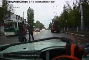 Хруст сбил женщину