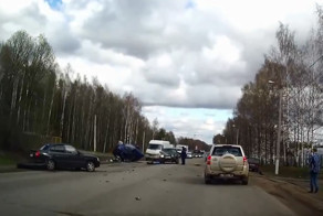 В Нововятске столкнулись 4 автомобиля