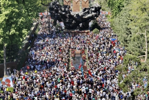 Празднование 9 мая в Алматы