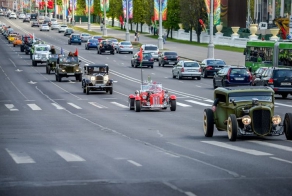 Ретропарад любителей автомобильной классики в Минске
