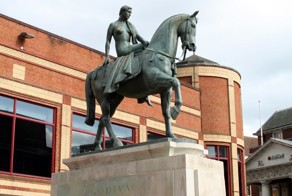 Леди Годива — легенда далёких прошлых лет.