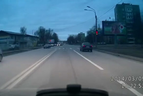 Пьяный ездюк на Kia