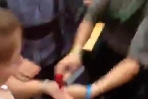 Замечательный файт от девушки