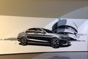 Впечатляющая картина из изоленты