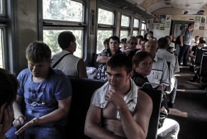 Невзрачный мужичонка. Стремительная расправа над отморозками.