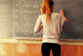 Преподаватель старших классов