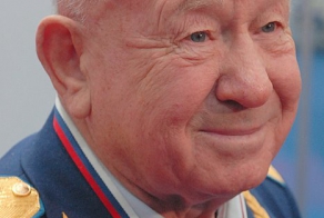 80 лет исполняется сегодня Великому Русскому космонавту!