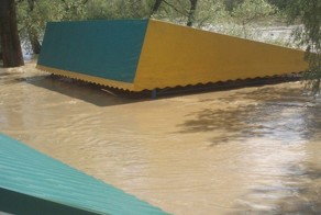 Алтай тонет