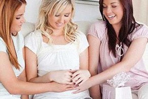 Материнство признали заразным