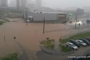 Минск снова затопило