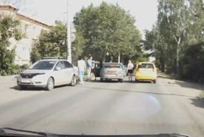 Пьяный устроил ДТП в Челябинске