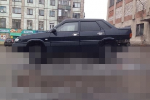 Памятник Автовазу из Воркуты