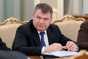 СМИ сообщили о закрытии дела Сердюкова!