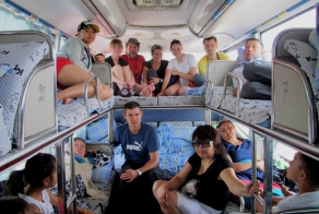 Лежачие места в автобусе