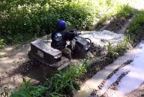 Квадроцикл везде пройдет