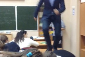 Неудачные дубли Джеки Чана в детстве