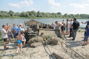 Подъем КВ-1 из реки Дон