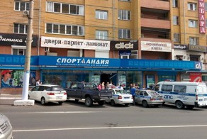 Заехала в магазин