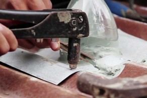 Как сэкономить деньги используя пластиковые бутылки. Green energy.