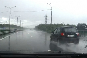 Поплыл