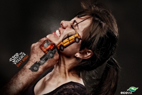 20 сильных социальных реклам.