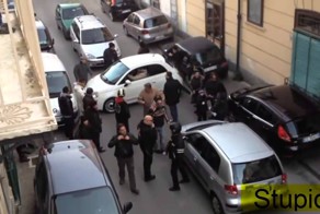 Сделал пробку для автовладельцев и байкерам .