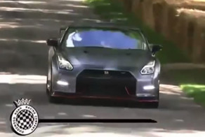 Авария с Nissan GT-R на фестивале скорости