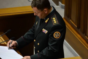 Новый мин. обороны UA расписался закрытой ручкой))