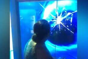 Решили напугать бабушку 