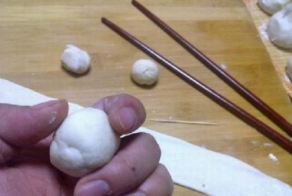 Лепка пельменей по-китайски