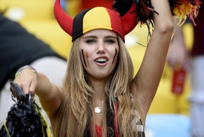 Из болельщицы в модель