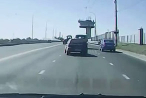 На мосту погиб рабочий