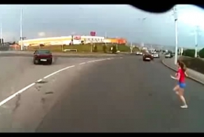 ТП перебегает дорогу