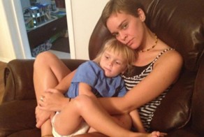 Мать отравила своего сына ради популярности в интернете