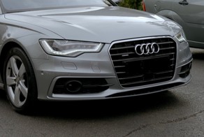 Автоматическая система управления автомобилем ауди в пробке