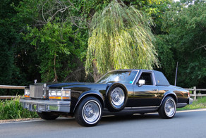 Большой черный Кадиллак 