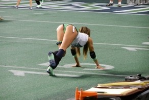 Горячая женская футбольная лига