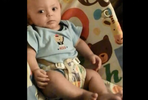 Забавная реакция малыша