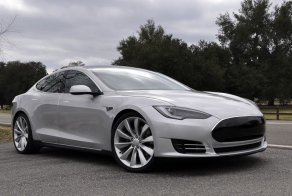 Как изменилась Tesla Model S за два года