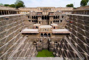 Колодец Чанд Баори