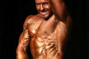 Бодибилдинг помог мужчине победить смертельную болезнь