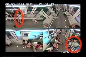 Реакция пассажиров шанхайского метро на обморок иностранца