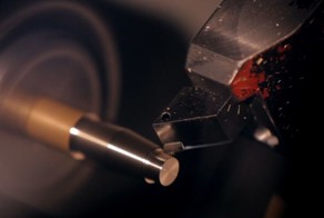 Процесс производства кожаной дверной ручки 