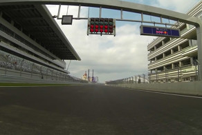 Круг по трассе в Сочи с Феттелем