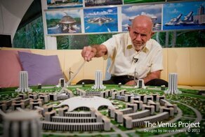 Жак Фреско: человек который пытается улучшить мир 