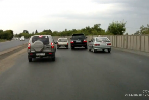 Ока vs Land Cruiser