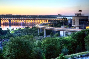 Коломойский взорвет ДнепроГЭС, если ополчение займет Запорожье