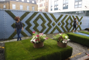 Как сделать живое граффити из мха