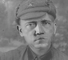 Как красноармеец Гитлер перебил сотню фашистов.